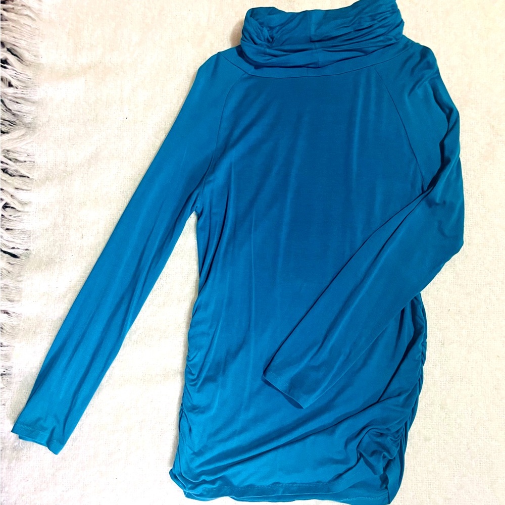 ROSIE POPE maternity shirt turquoise with exaggerated neck ruched sides Size L